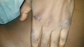 Menggoda Ibu Tiri Di Kamarnya