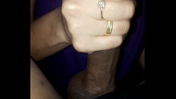 Istri Yang Ahli Dalam Memberikan Kenikmatan Oral Yang Memuaskan