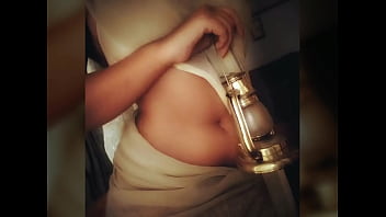 Foto-foto Panas Ibu Rumah Tangga Dan Pacar India Yang Menggoda