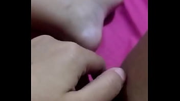 Siaran Langsung Panas Gogo, Pamer Bulu Lebat Di Kamera