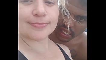 Melissa Beraksi Panas Di Depan Kamera Secara Langsung