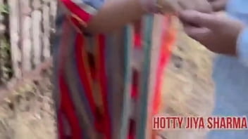 Gadis Desi Digoyang Pacarnya Di Alam Terbuka