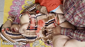 Chhote Bete Ne Apni Jawani Se Bhara Hua Maza Diya.