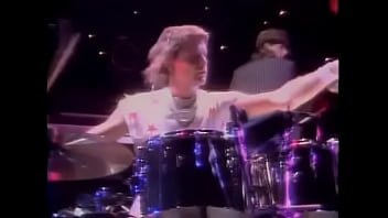 Asia: Malam Panas Di Panggung 1983