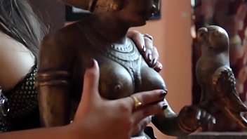 Gadis Desi Cantik Yang Menggoda Dalam Kisah Cinta Yang Membara