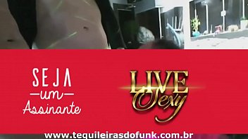 Pesta Panas Ulang Tahun: Goyangan Liar Bareng Pasangan Dan Si Jagoan Hitam