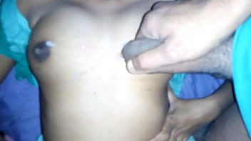 Sperma India Muncrat Di Payudara Istri