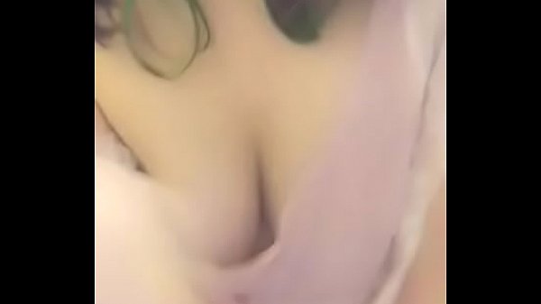 【深夜直播】软萌主播私密录制，湿身诱惑等你解锁