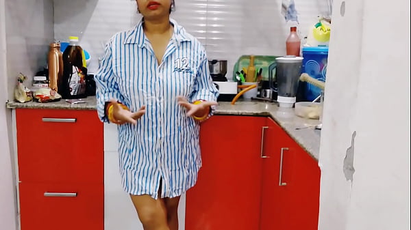 Adik Tiri Menggoda Kakak Di Rumah Delhi, Kontol Besar India Menggila