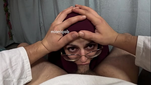 Istri Arab Berjilbab Mia, Kompilasi Oral Mesra Bagian 1