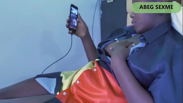 Gairah Membara, Aku Minta Tolang Kakak Tiriku Dan Dia Membuatku Climax Dengan Jarinya