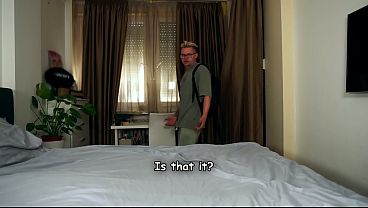 Ibu Tiri Menggoda Anak Tirinya Di Ranjang – Malam Penuh Nafsu Yang Tak Terlupakan!