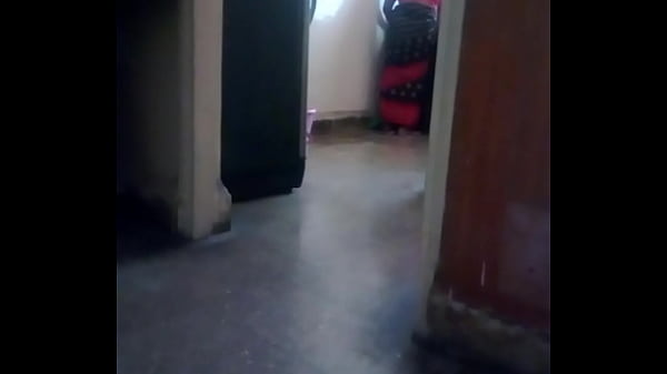 Pembantu India Yang Menggoda Dan Penuh Nafsu