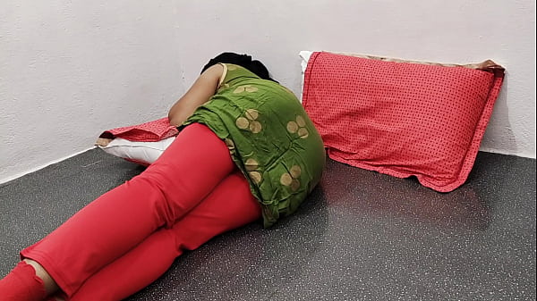 Pertama Kali Anal Seks Dengan Suami Yang Romantis Dan Bergairah