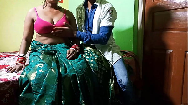 Dokter Pemeriksa Tubuh Bikin Bibi Ngentot Dan Meraung-raung Dalam Bahasa Hindi