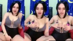 Arum Yang Cantik Dan Mulus Bagai Sutra