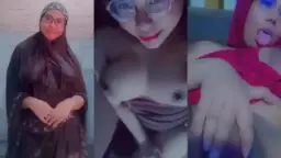 Video Panas Salina Berhijab, 12 Adegan Menggoda