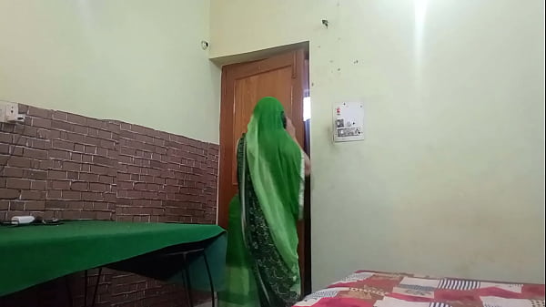 Pemuda India Pengantar Makanan Menggila, Ngeseks Dengan Cewek Lokal Sampai Meraung-raung