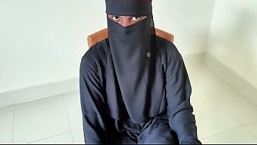 Gadis Berhijab Menggoda Di Kamarku, Siap Dipuaskan