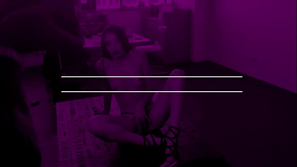 Streaming Panas Dengan Kostum Barbie Yang Menggoda