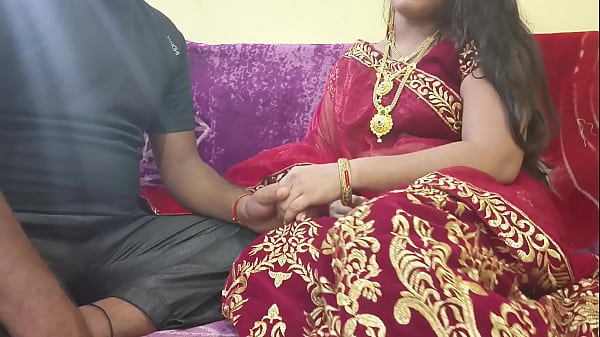 भाभी ने अपनी सुहागरात के दिन, मस्त घागरा-चोली में सजकर, पति से पहले अपने देवर की गर्मी से अपनी चूत की मरहमत करवाई