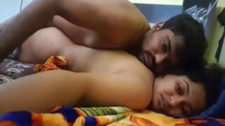 Video Panas Pasangan Muda Bercinta Di Kamar Tidur