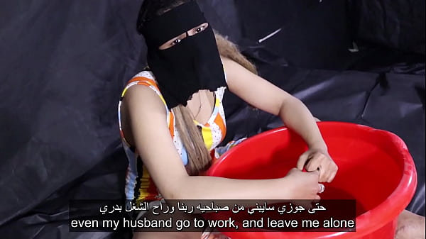 Bercinta Dengan Kekasih Di Atas Atap Rumah Kami