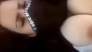 Video Muncrat Montok Pakistan, Ngentot Keras Sama Cewek Toket Gede