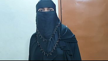 Video Mesum Istri Cantik Berhijab Digenjot Habis-habisan Sama Majikan India Di Rumah Gue