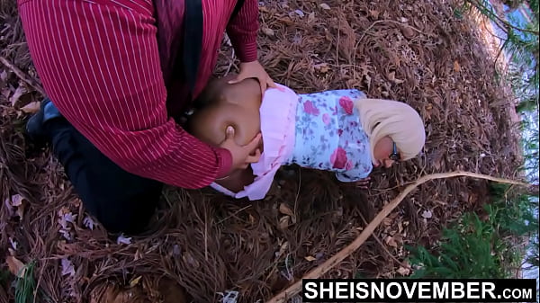 Gadis Tiriku Yang Polos, Msnovember, Digilir Ganas Ayah Tirinya Di Hutan: Doggystyle Hingga Missionary, Kontol Besar Hingga Tembus Mentah