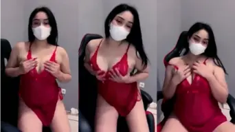 Dhea Pake Lingerie Merah Tembus Pandang, Bikin Ngiler Berat