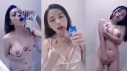 Mandi Susu Miera Di Onlyfans Bikin Ngiler, Goyang Basah Bikin Tegang!