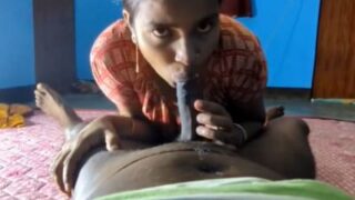 Video Cewek Tamil Lagi Ngewe, Mulut Ngecap Batang, Naik Goyang-goyang.