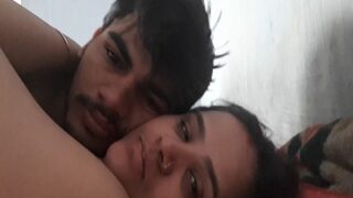 Video Mesum Pasangan Bihari Bugil Lagi Crot-crotan