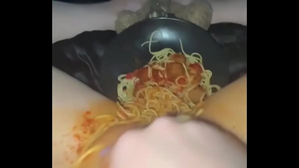 Gila Nih Cewek Virgin Arab 18 Tahun Di Beverly Hills Colmek Sambil Mainin Makanan Mewah—video Panjang Penuh Fetish Ekstrem Gila-gilaan!