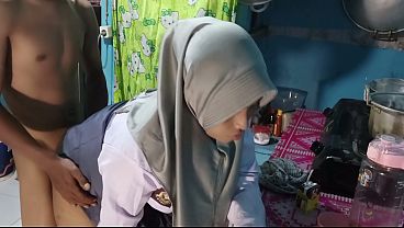 Tusuk Adik Ipar Sampe Muncrat
