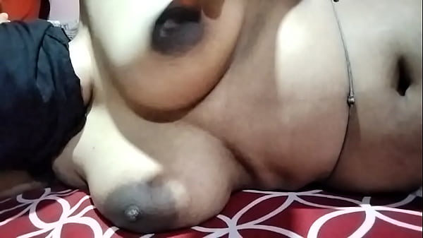 Mallu Indian Bhabh Lagi Horny Banget, Pengen Digoyang