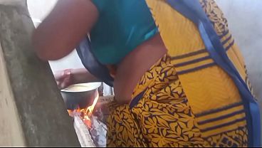 Ibu Rumah Tangga India, Bhabhi, Nafsu Seksnya Panas Banget
