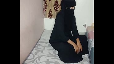 Gadis Bercadar Digebukin Sopir Pribadi Di Dalam Mobil, Crot Di Mana-mana