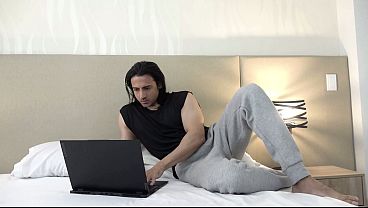 Tetangga Hindu-ku Tergila-gila Sama Pantat Latin Colombia-ku, Dia Ngencengin Kontol Gede Sampai Crot Di Dalem!
