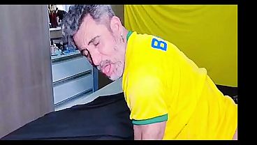 Arabe Datang Ke Brasil Dan Memancingkan Kontol Ke Lubang Belakang Si Brasileiro Gede (cuplikan)