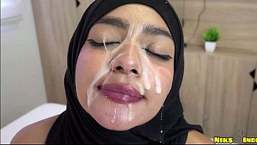 Gadis Hijaab Abg Digenjot Keras Sampe Crot Di Dalem