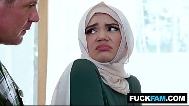 Wtf Cewek Hijab Imut Ngewe Pertama Kali Bareng Tukang Ledeng Naudi Nala, Jason Sarcinelli