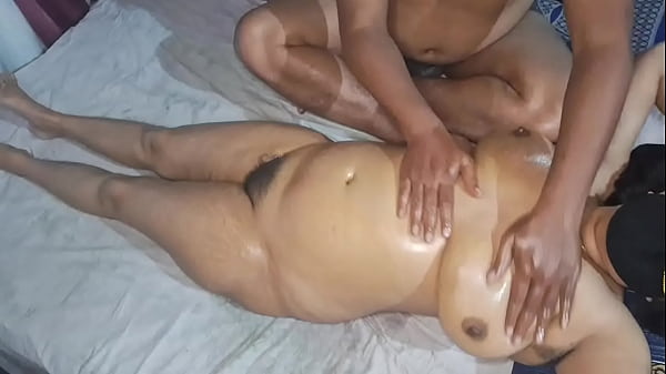 Bhabhi India Panas Pijat Telanjang Penuh
