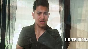 Gadis Arab Minta Pacarnya Bikin Dia Makin Liar Biar Suaminya Nggak Cari Istri Baru