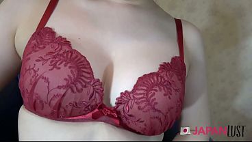 Bokep Jepang Montok, Memeknya Dikocok Sampe Penuh