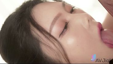 Cewek China Seksi Ban Ban Digencetin Sampe Mampus.