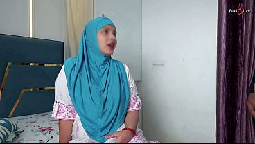 Blinkit Kurir Cukur Bulu Memek Binal Bini Hijab Kontol, Lalu Ngentot Brutal Sampe Muncrat.