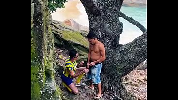 Sexo Ao Vivo Na Praia Do Abrico, Rio De Janeiro, Buceta Molhada E Gemidos Gostosos Na Areia.