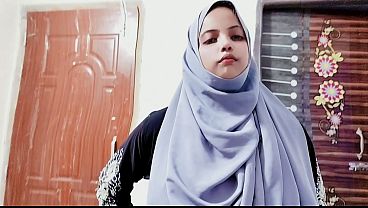 Desi Ibu Tiri Hijab Yang Nafsu Berat Ngentot Sama Anak Tirinya
